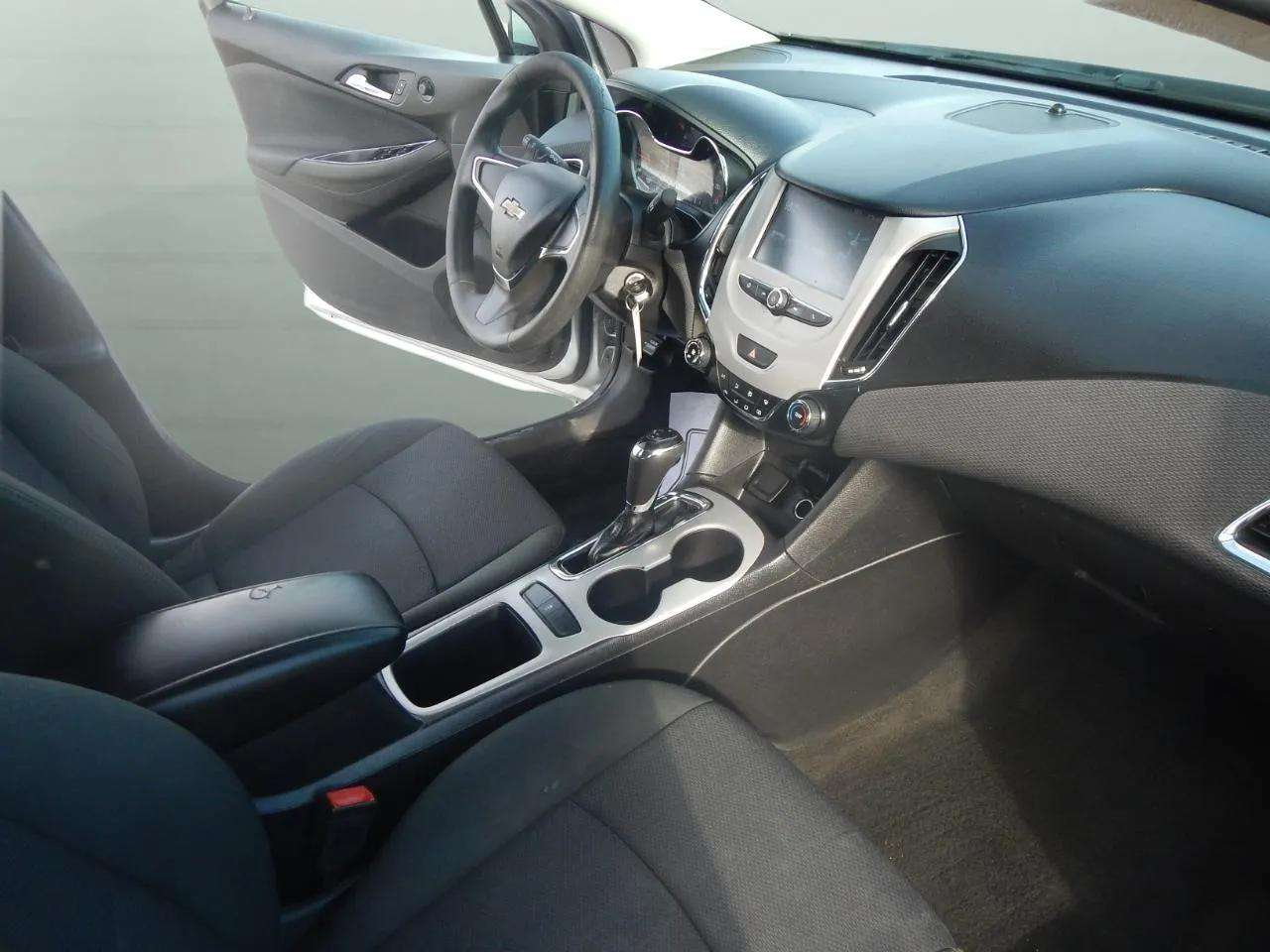 Chevrolet Cruze 4dr Sdn 1.4L LS w/1SB 2017