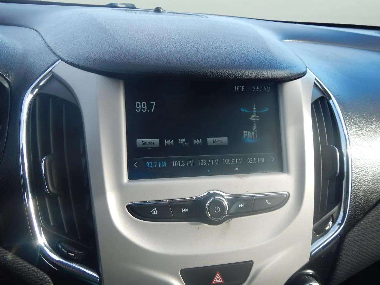 Chevrolet Cruze 4dr Sdn 1.4L LS w/1SB 2017