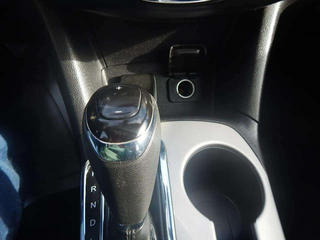 Chevrolet Cruze 4dr Sdn 1.4L LS w/1SB 2017