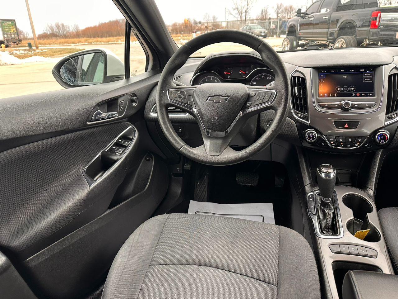 Chevrolet Cruze 4dr Sdn LT 2019
