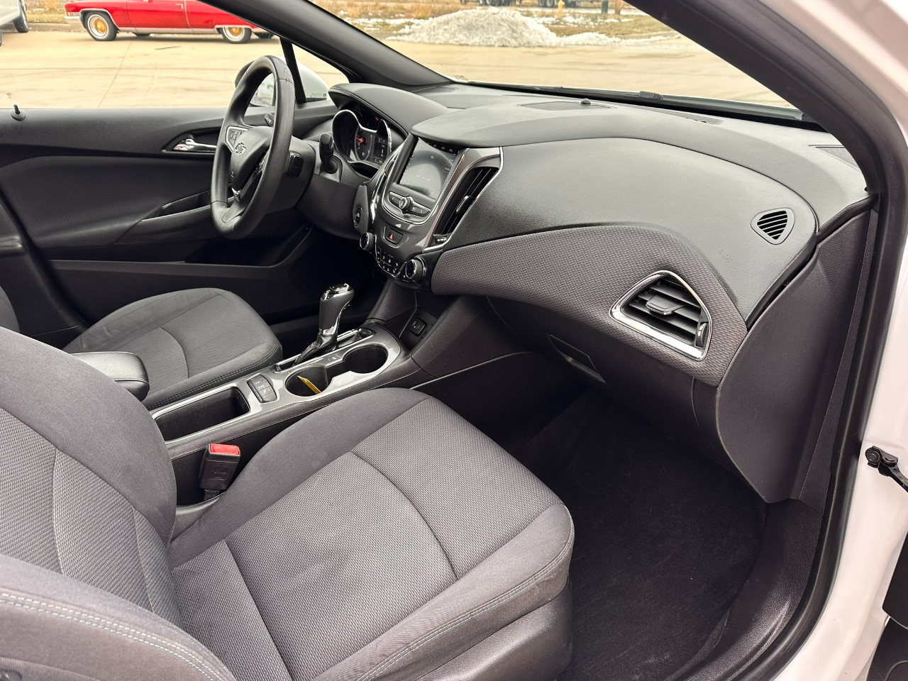 Chevrolet Cruze 4dr Sdn LT 2019