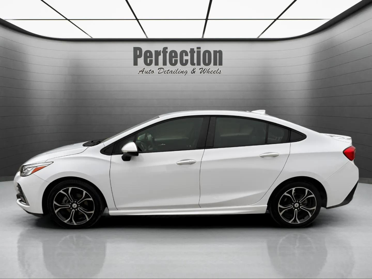 Chevrolet Cruze 4dr Sdn LT 2019