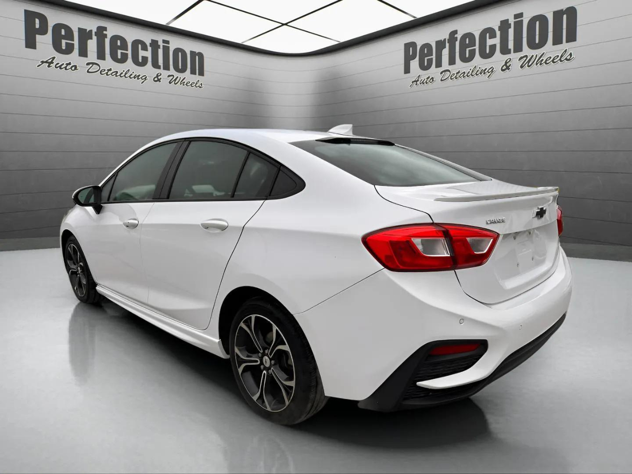 Chevrolet Cruze 4dr Sdn LT 2019