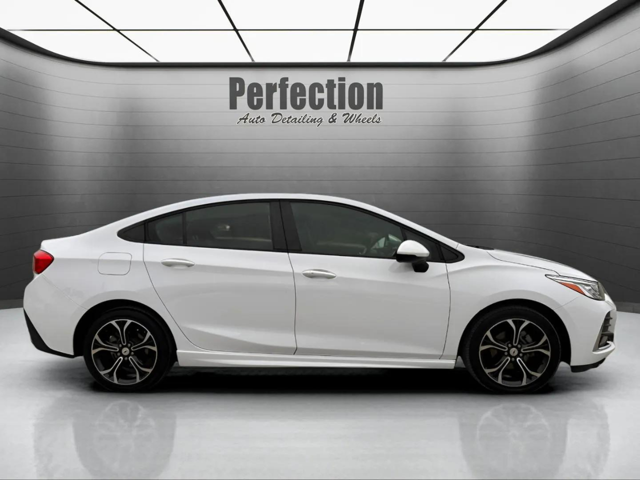 Chevrolet Cruze 4dr Sdn LT 2019