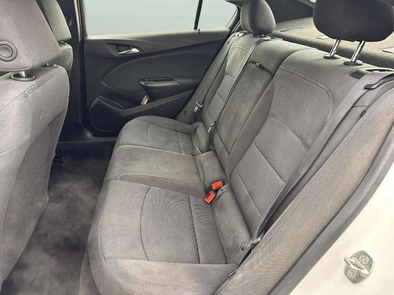 Chevrolet Cruze 4dr Sdn LT 2019