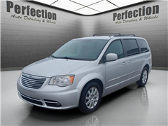 2011 Chrysler Town & Country 