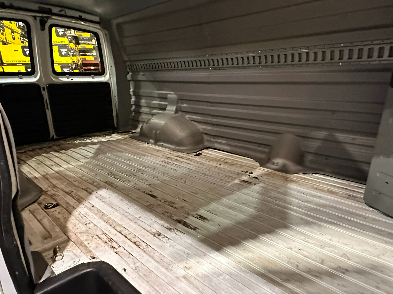 Chevrolet Express Cargo Van RWD 3500 155" 2017