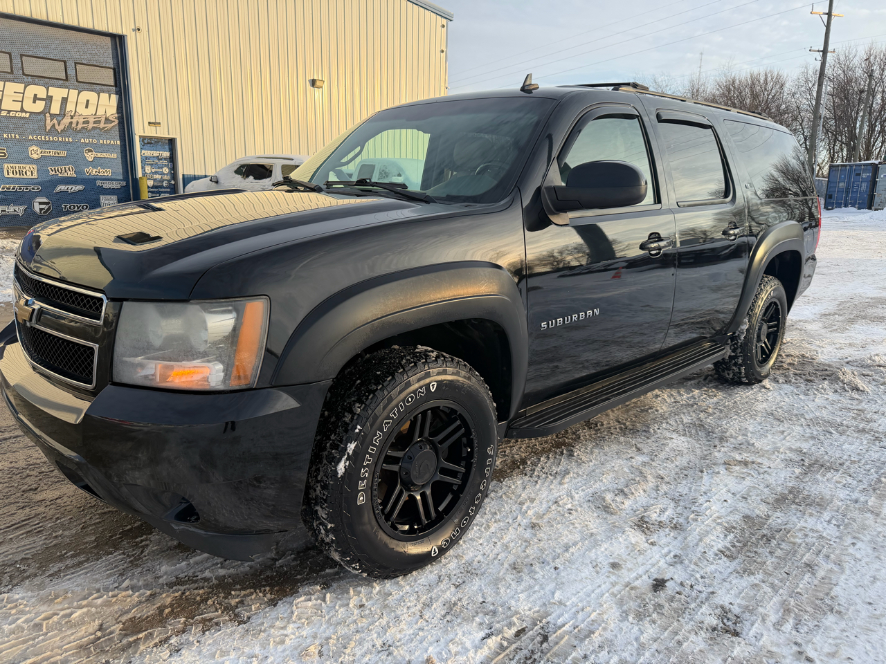 2010 Chevrolet Suburban 4WD 4dr 1500 LT
