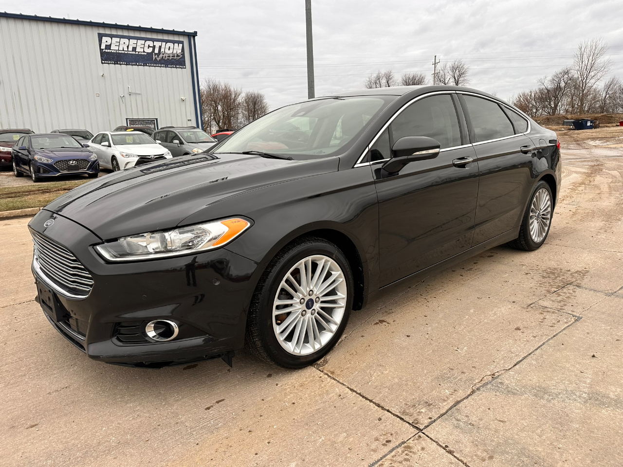 Ford Fusion 4dr Sdn Titanium FWD 2014