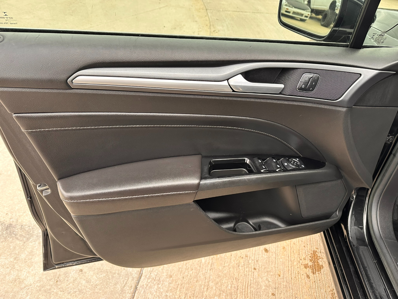 Ford Fusion 4dr Sdn Titanium FWD 2014