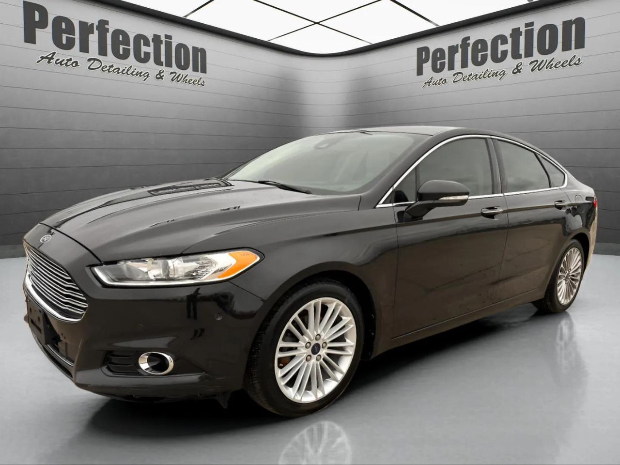 Ford Fusion 4dr Sdn Titanium FWD 2014