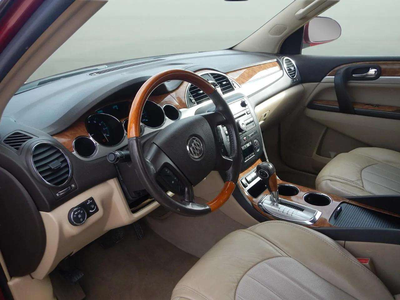 Buick Enclave AWD 4dr CXL w/1XL 2010