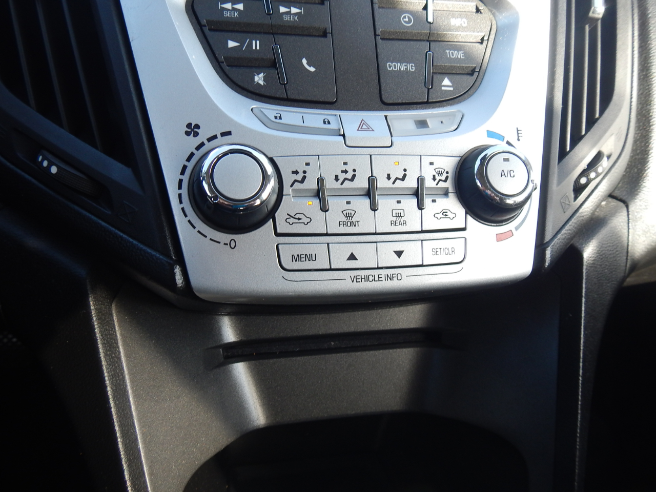 Chevrolet Equinox FWD 4dr LT w/1LT 2012