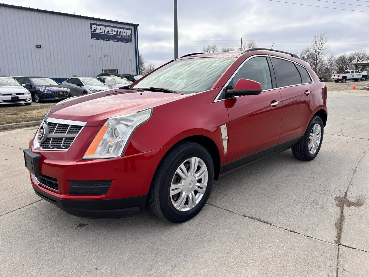 Cadillac SRX FWD 4dr Base 2011