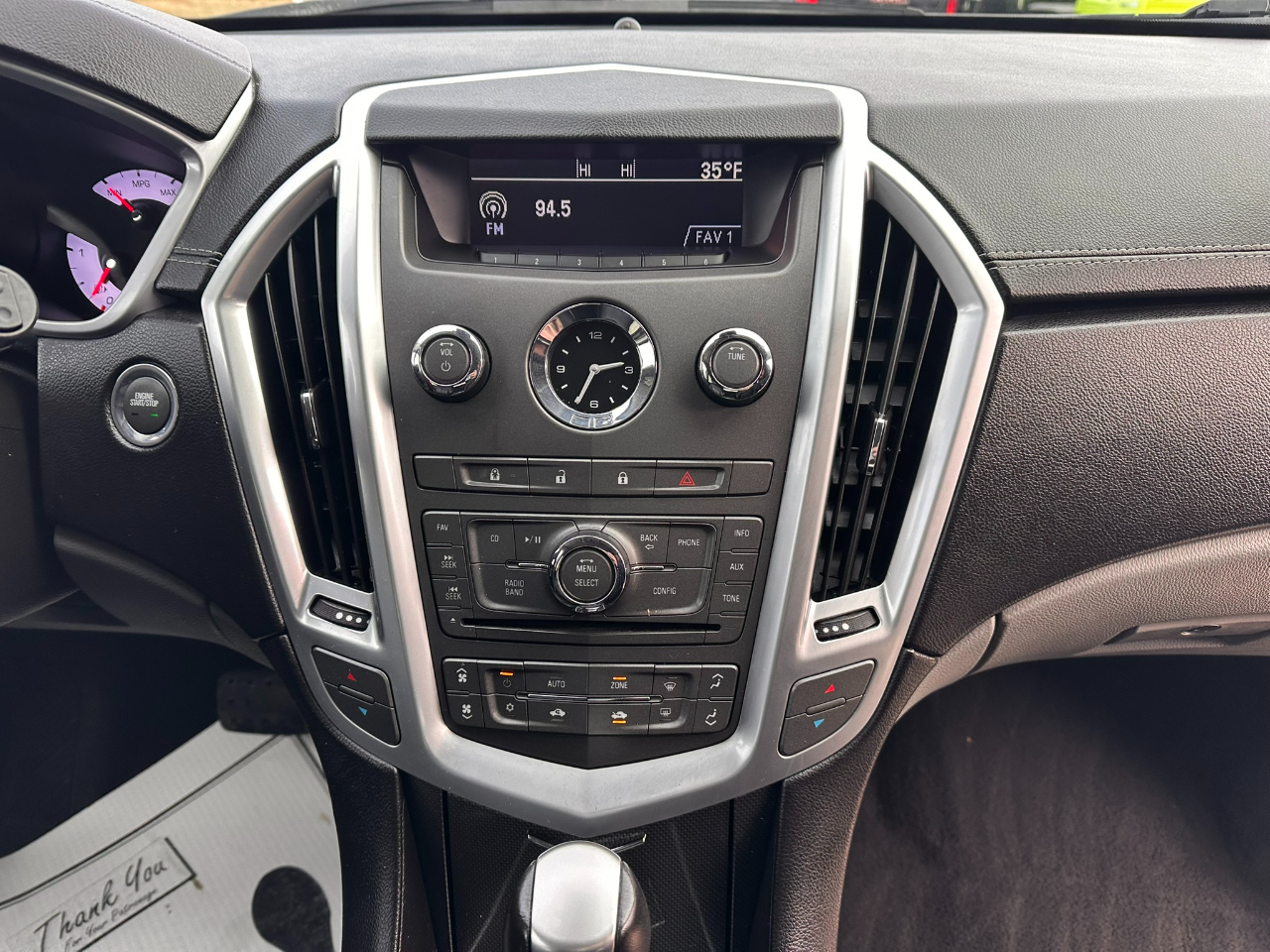 Cadillac SRX FWD 4dr Base 2011