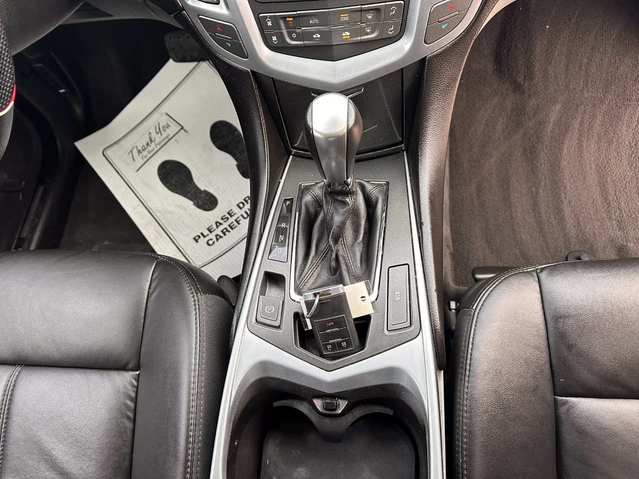 Cadillac SRX FWD 4dr Base 2011