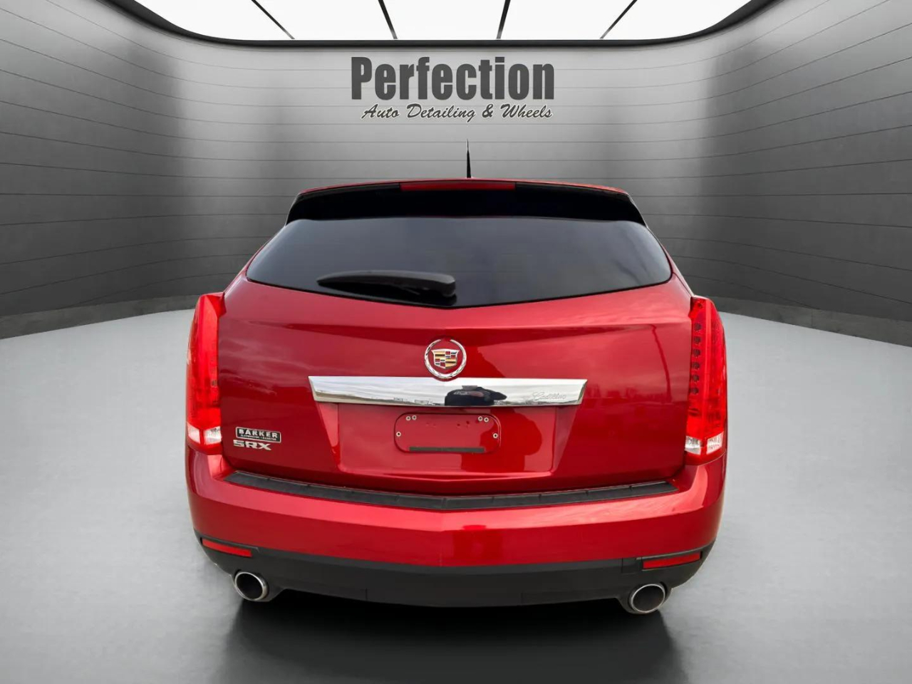 Cadillac SRX FWD 4dr Base 2011