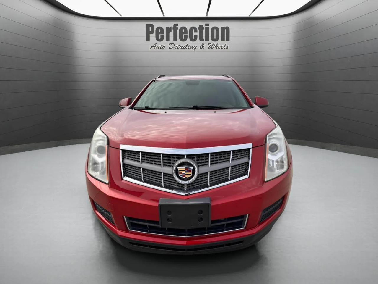 Cadillac SRX FWD 4dr Base 2011