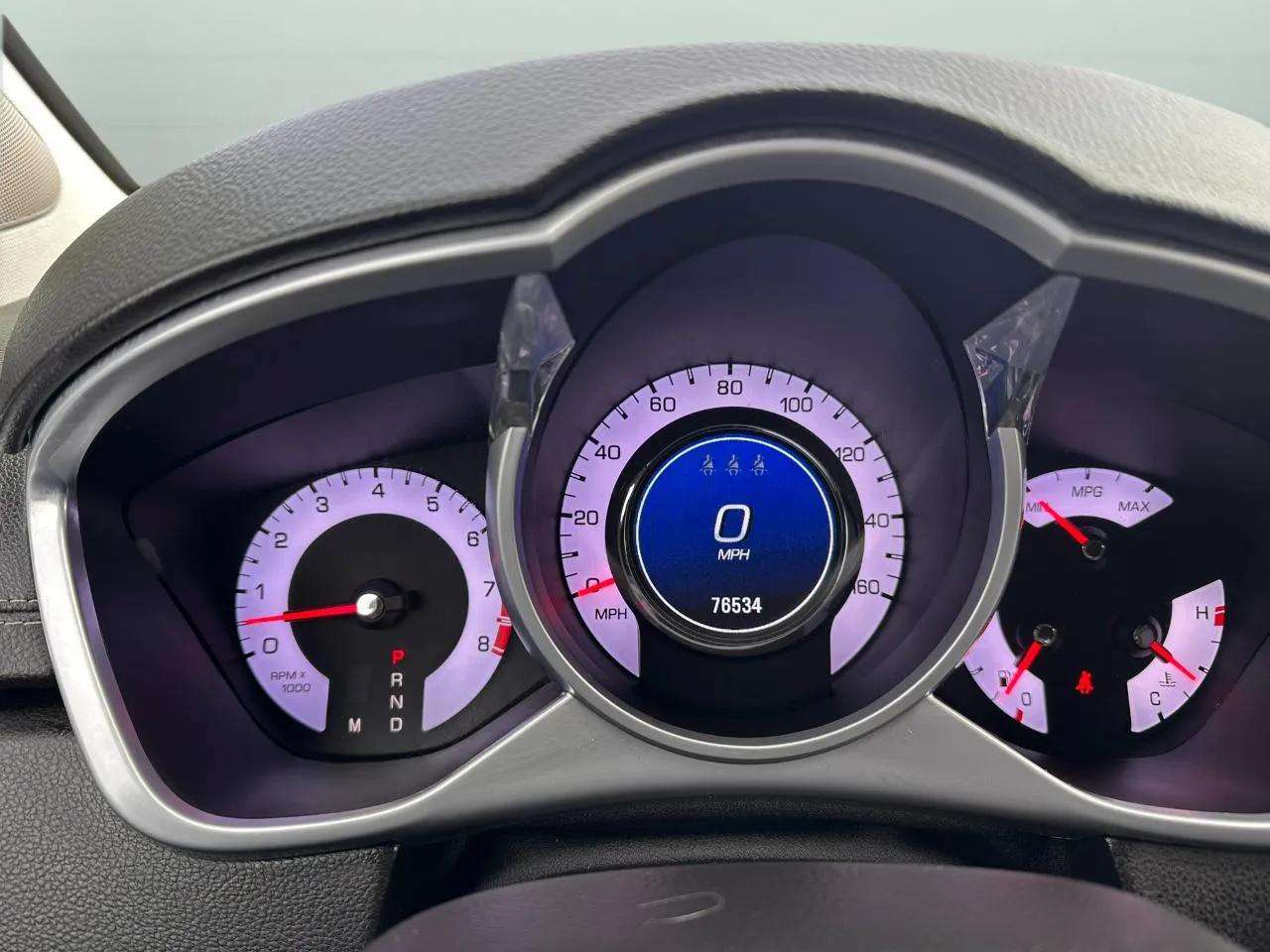 Cadillac SRX FWD 4dr Base 2011