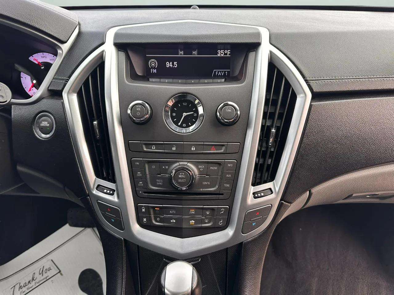 Cadillac SRX FWD 4dr Base 2011