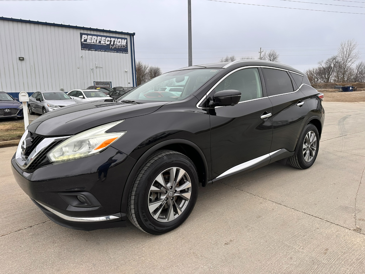 2016 Nissan Murano SL's photo