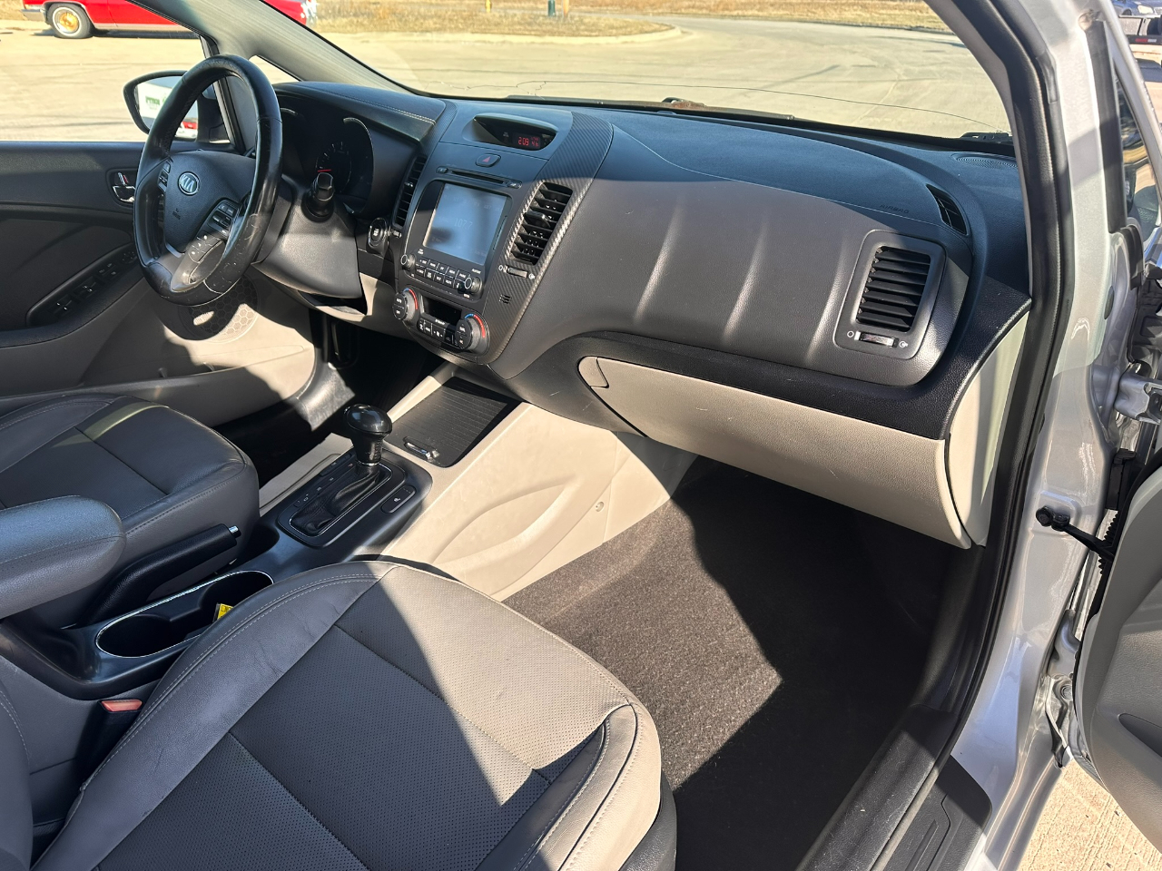 Kia Forte 4dr Sdn Auto EX 2015