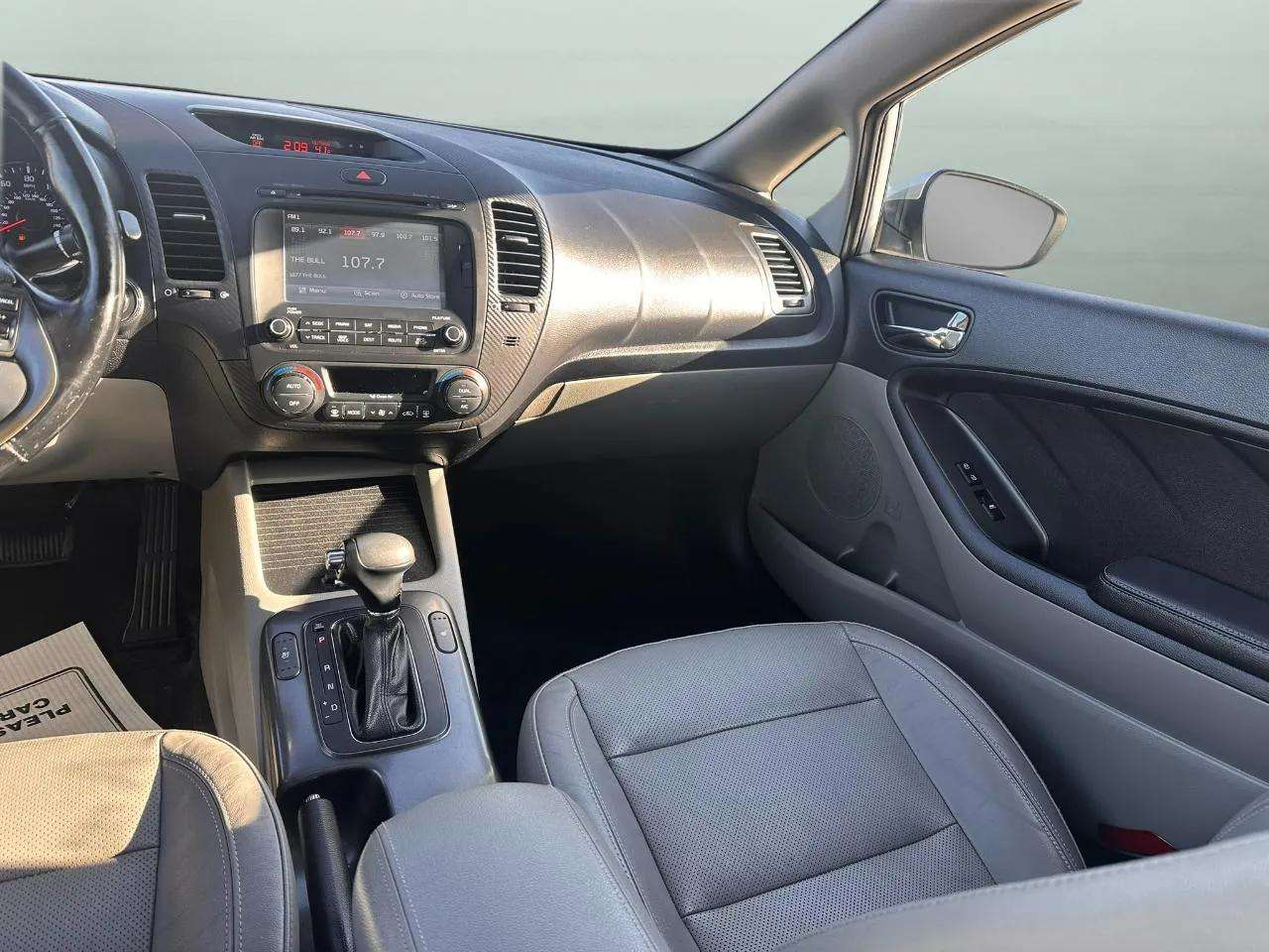 Kia Forte 4dr Sdn Auto EX 2015