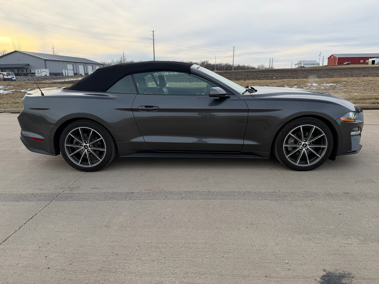Ford Mustang EcoBoost Convertible 2019