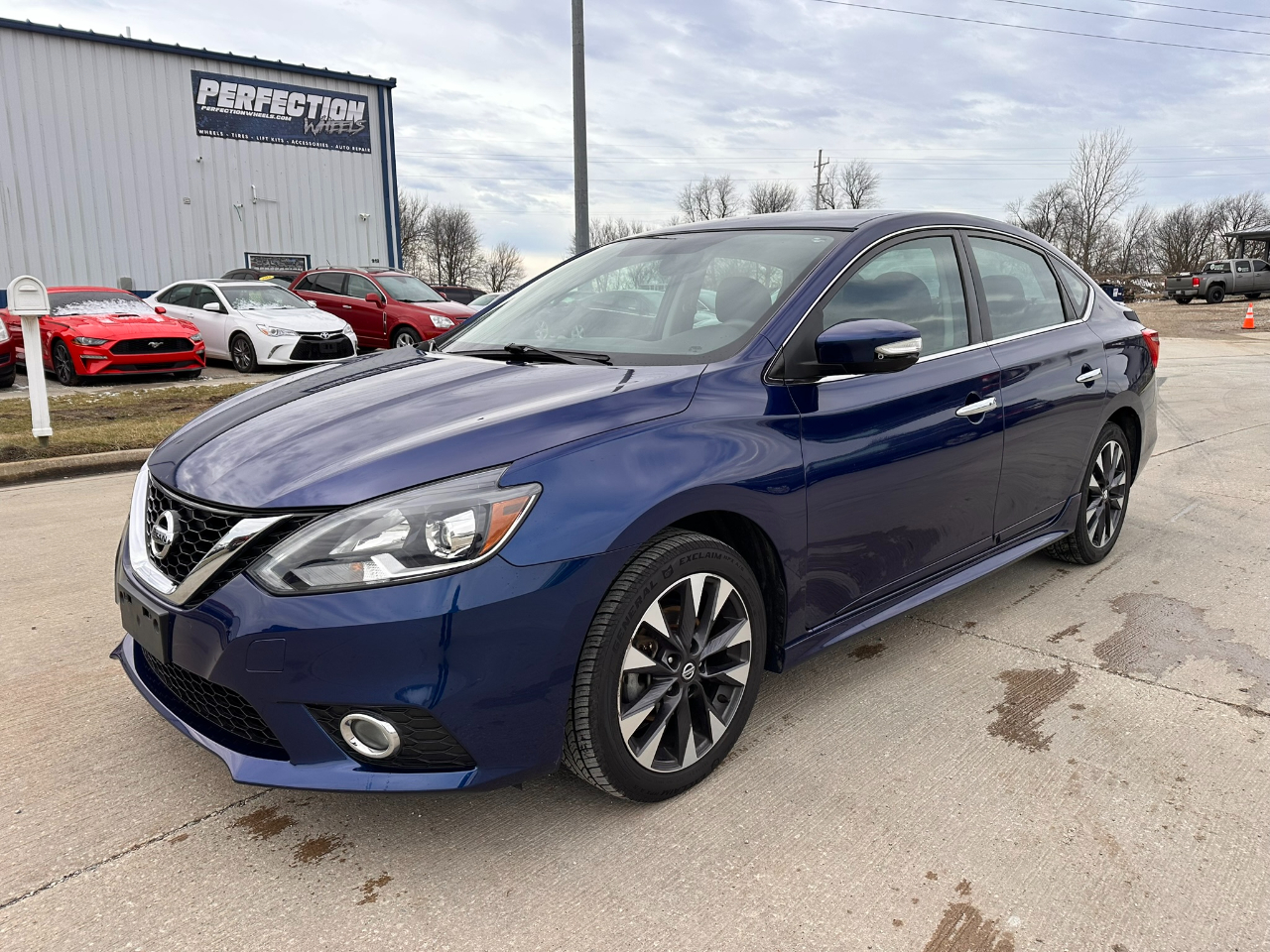 Nissan Sentra SR CVT 2017