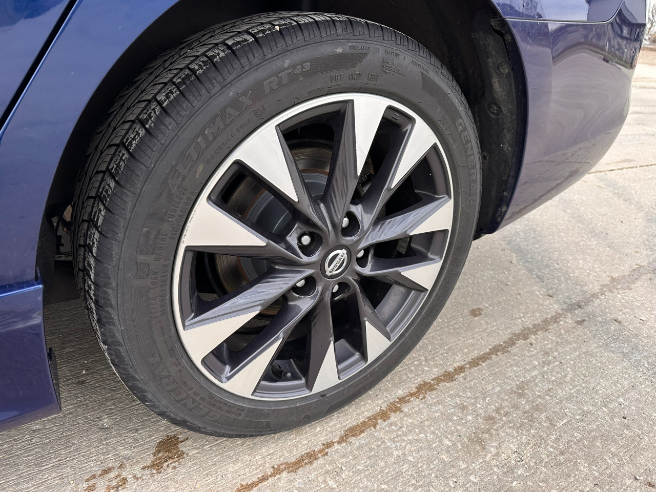 Nissan Sentra SR CVT 2017