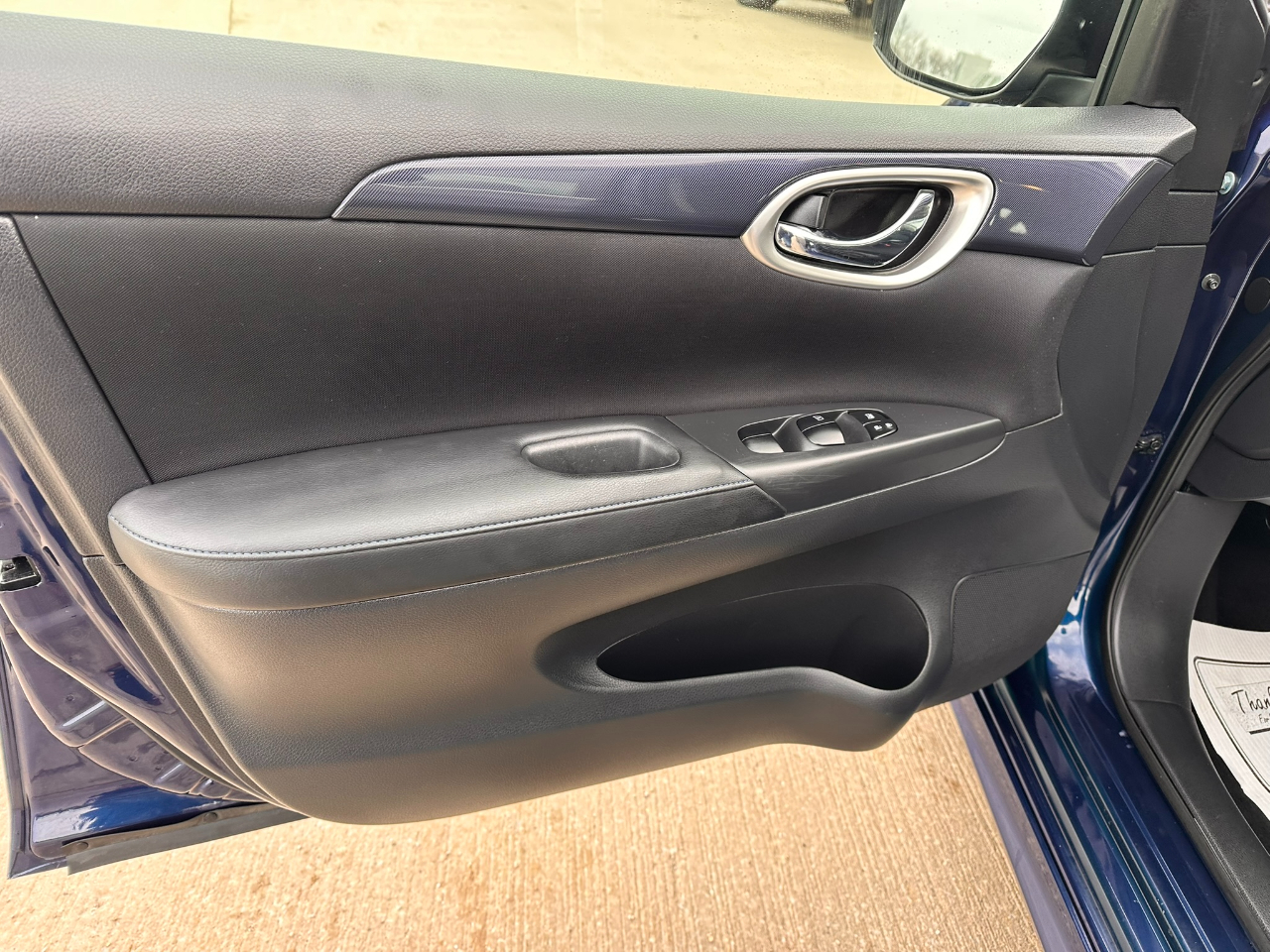 Nissan Sentra SR CVT 2017