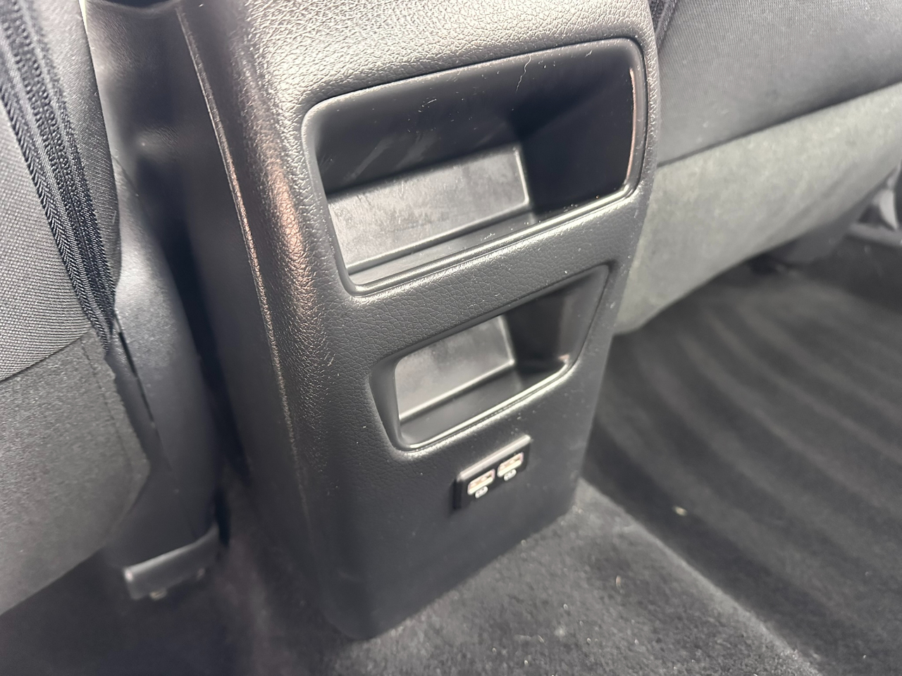 Nissan Sentra SR CVT 2017