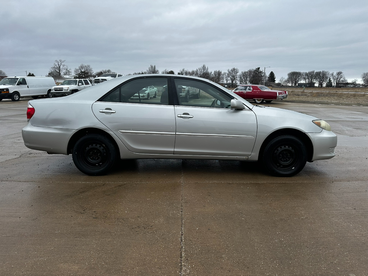 Toyota Camry 4dr Sdn XLE Auto (Natl) 2005