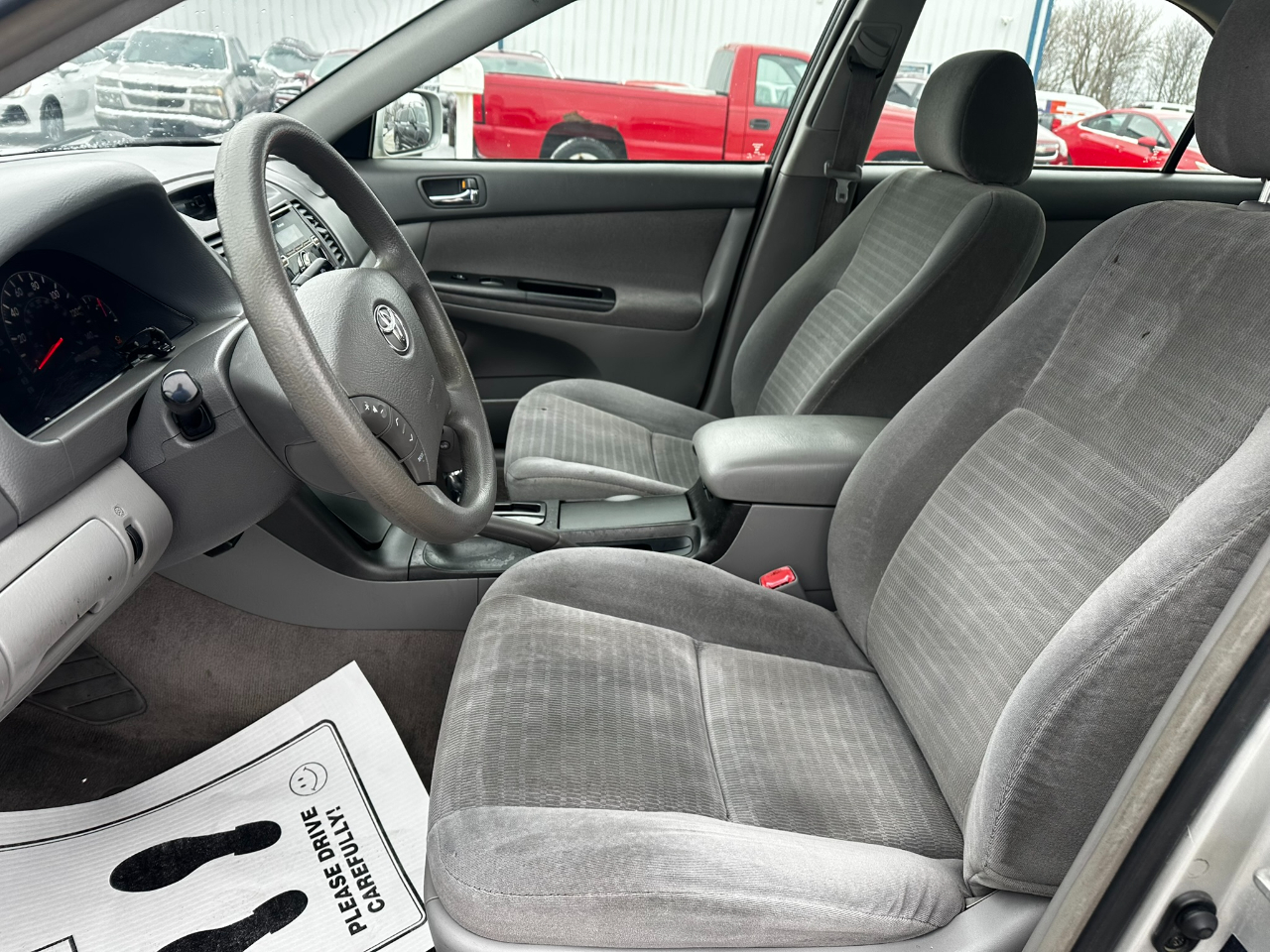 Toyota Camry 4dr Sdn XLE Auto (Natl) 2005