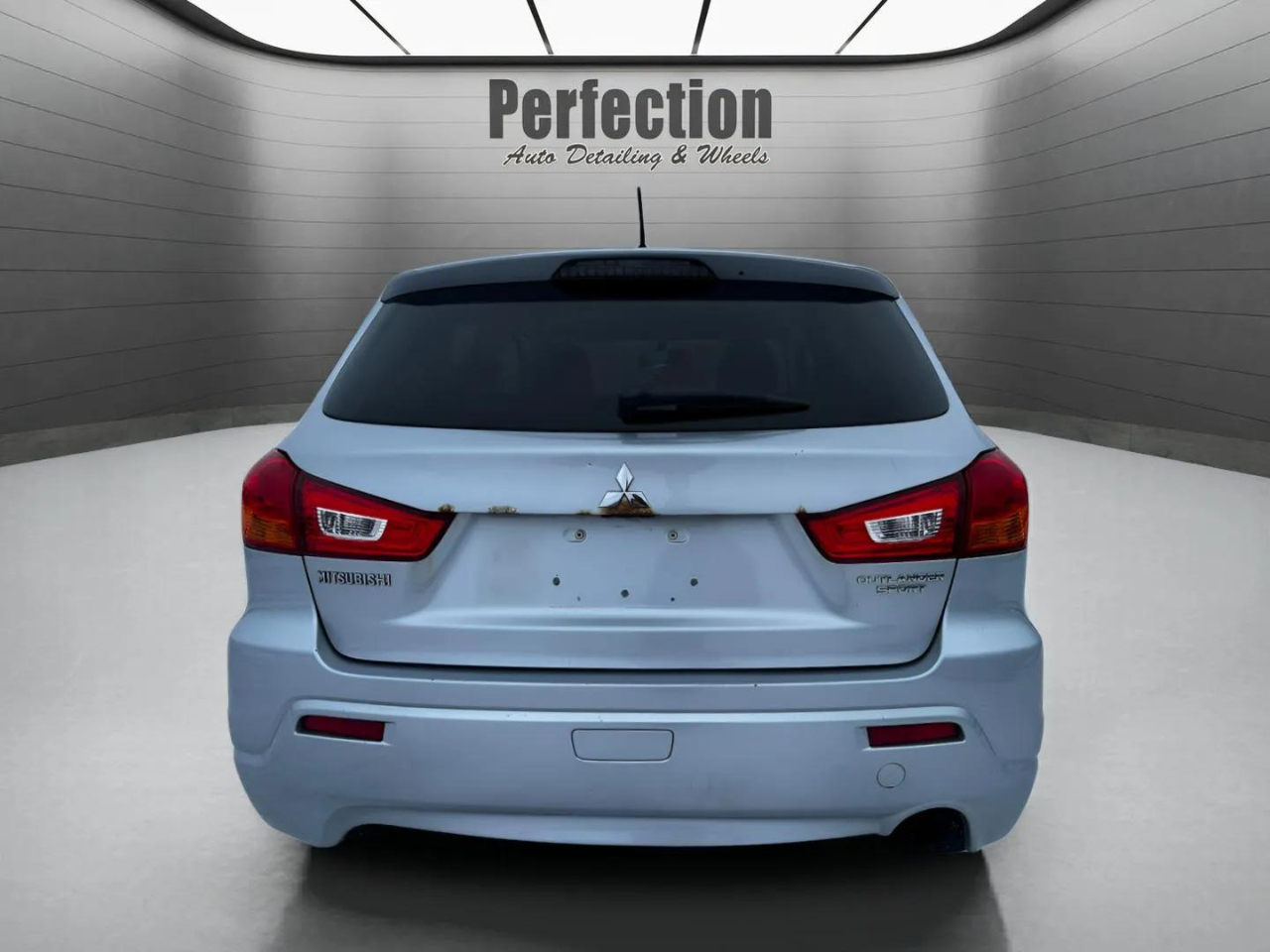 Mitsubishi Outlander Sport 2WD 4dr Man ES 2011