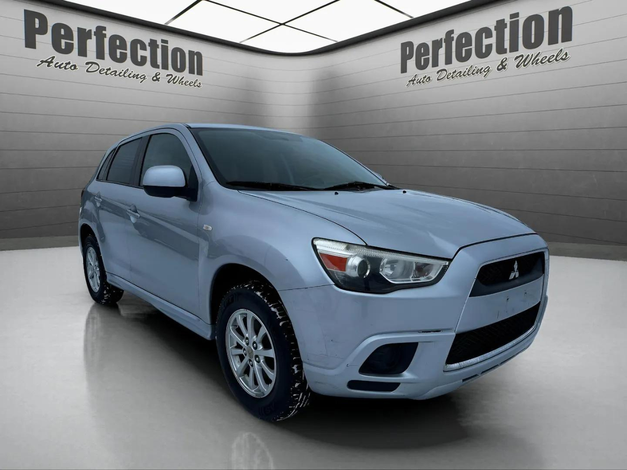 Mitsubishi Outlander Sport 2WD 4dr Man ES 2011