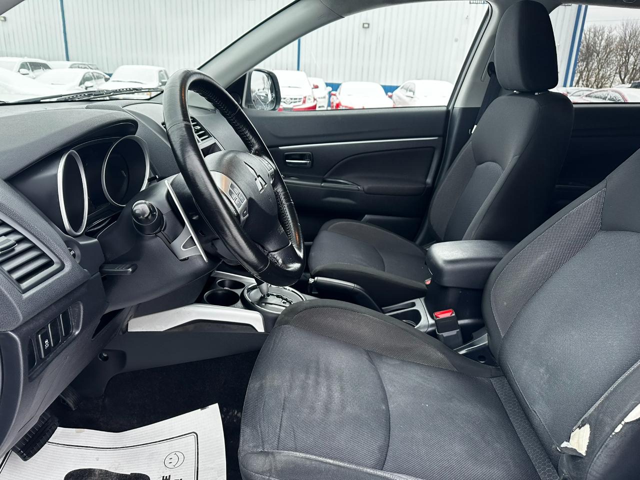 Mitsubishi Outlander Sport 2WD 4dr Man ES 2011