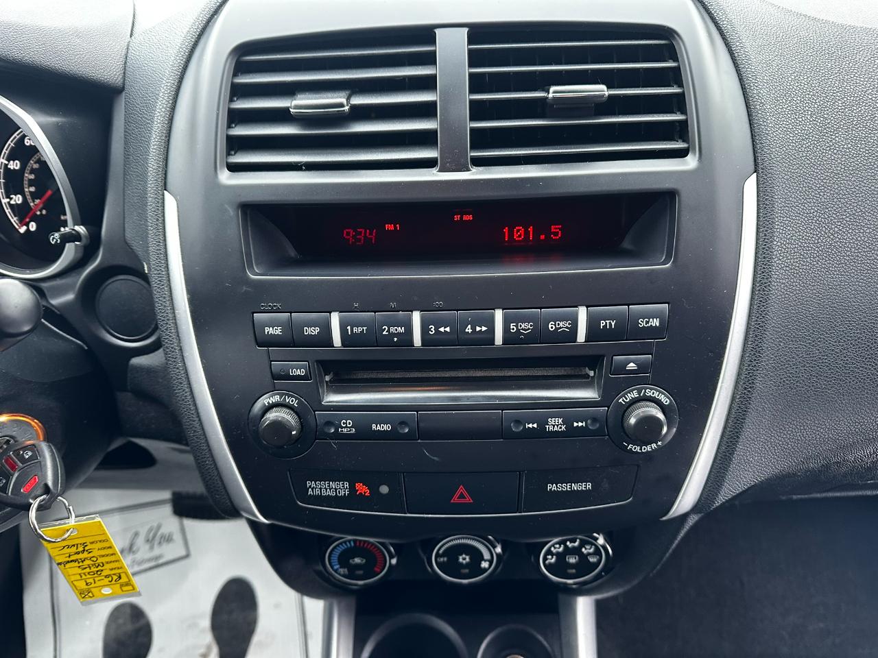 Mitsubishi Outlander Sport 2WD 4dr Man ES 2011