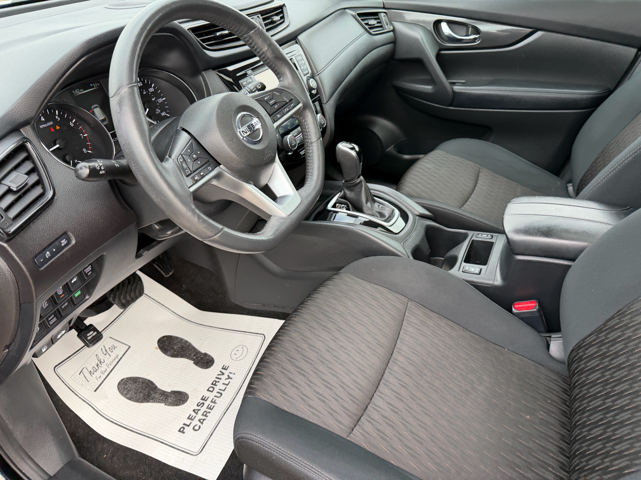 Nissan Rogue AWD SV 2017