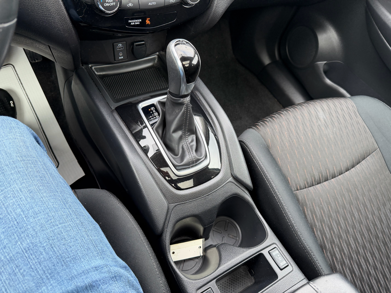 Nissan Rogue AWD SV 2017