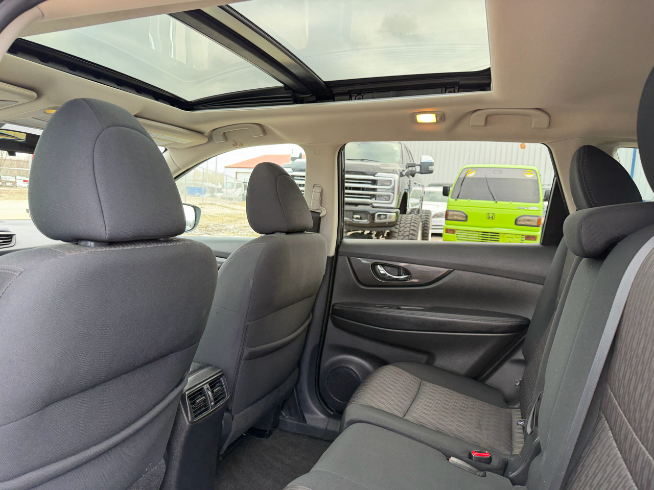 Nissan Rogue AWD SV 2017