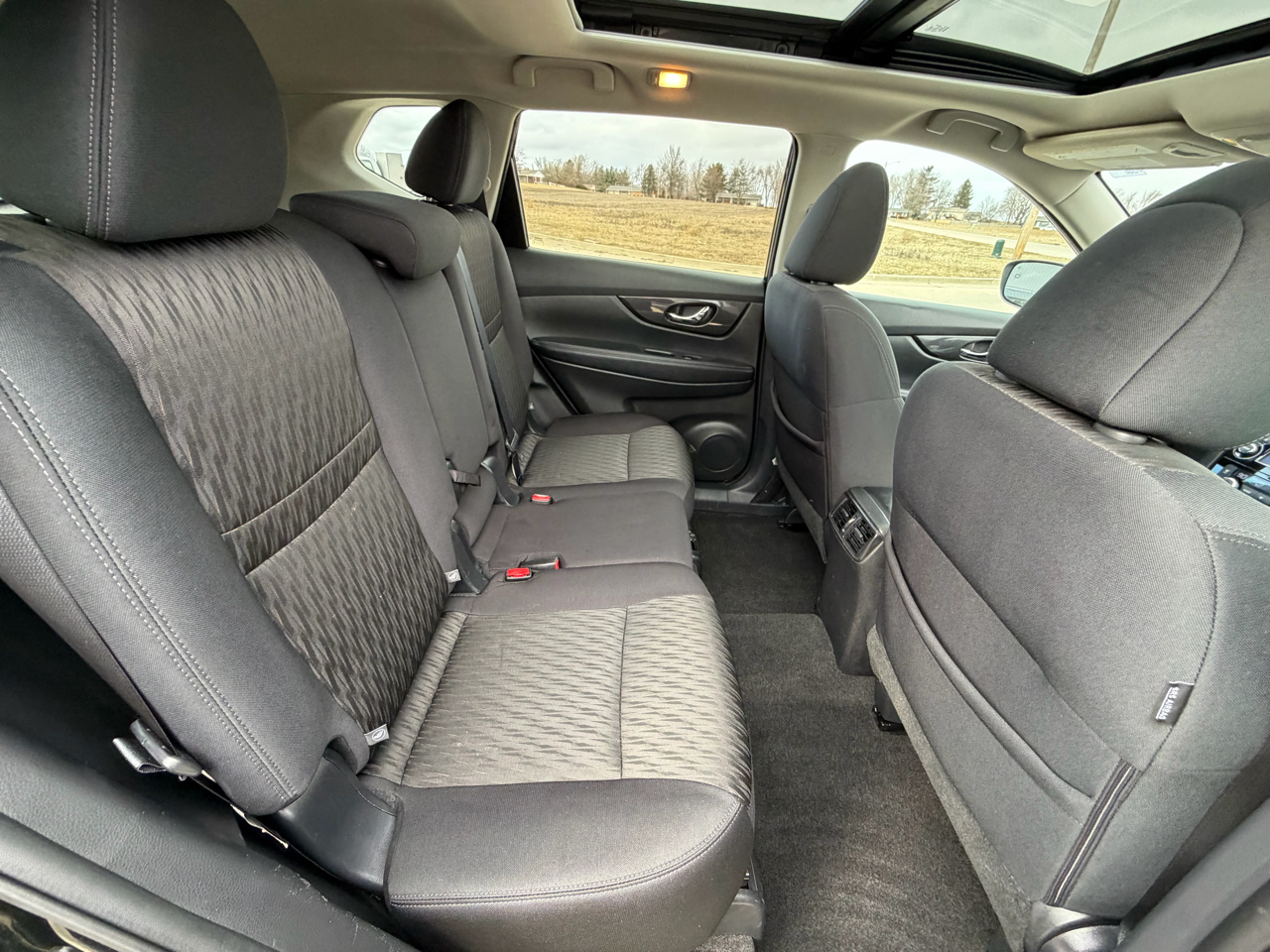 Nissan Rogue AWD SV 2017