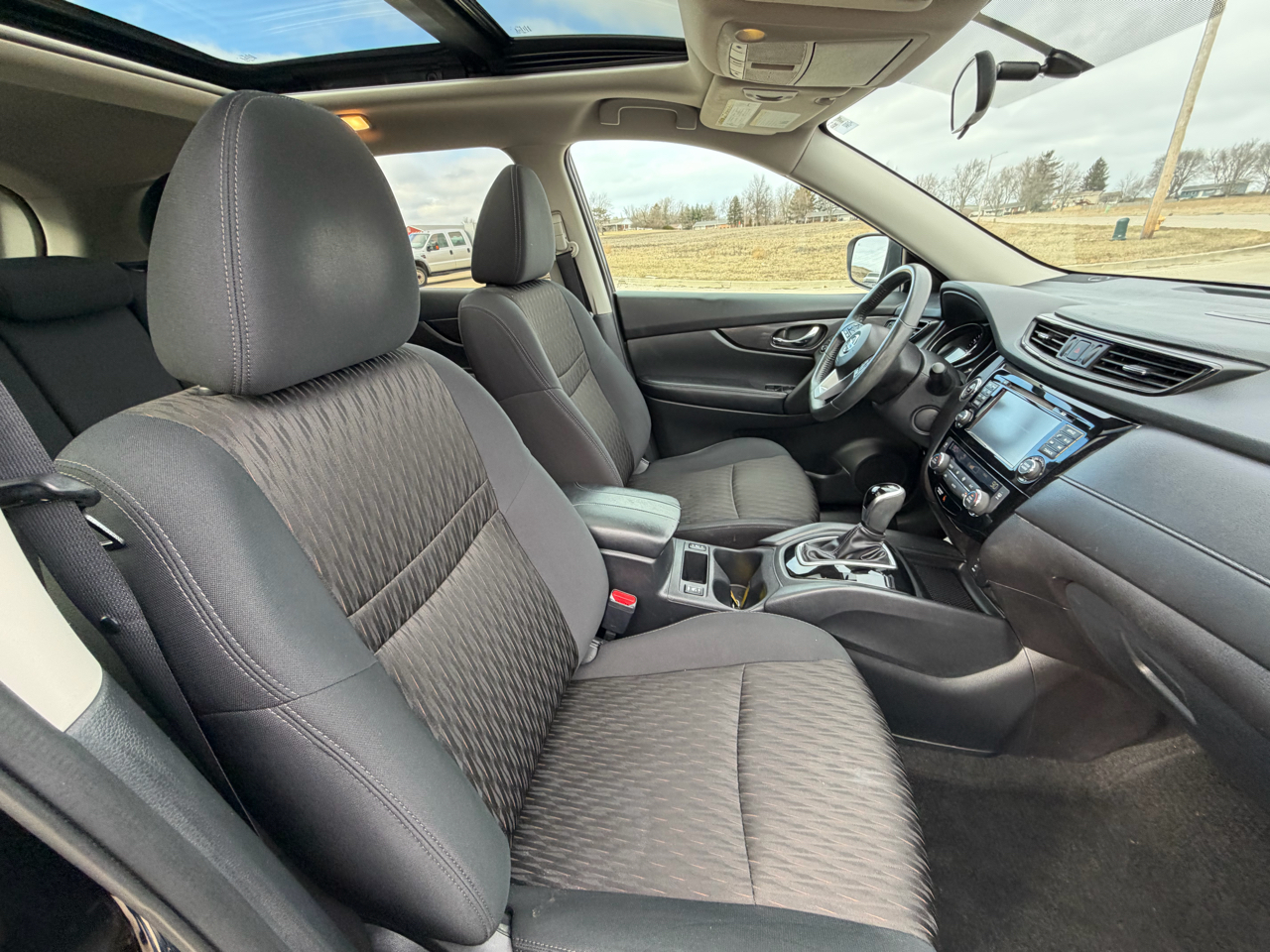 Nissan Rogue AWD SV 2017