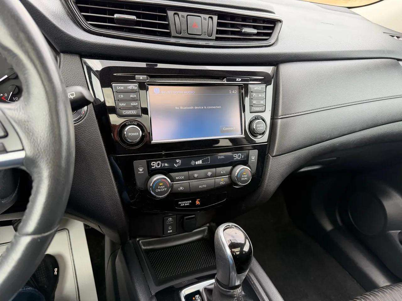 Nissan Rogue AWD SV 2017