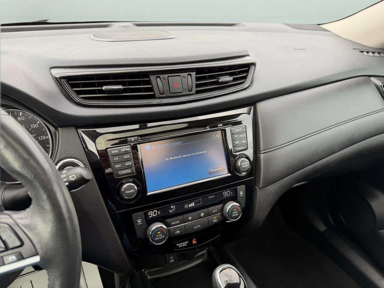 Nissan Rogue AWD SV 2017