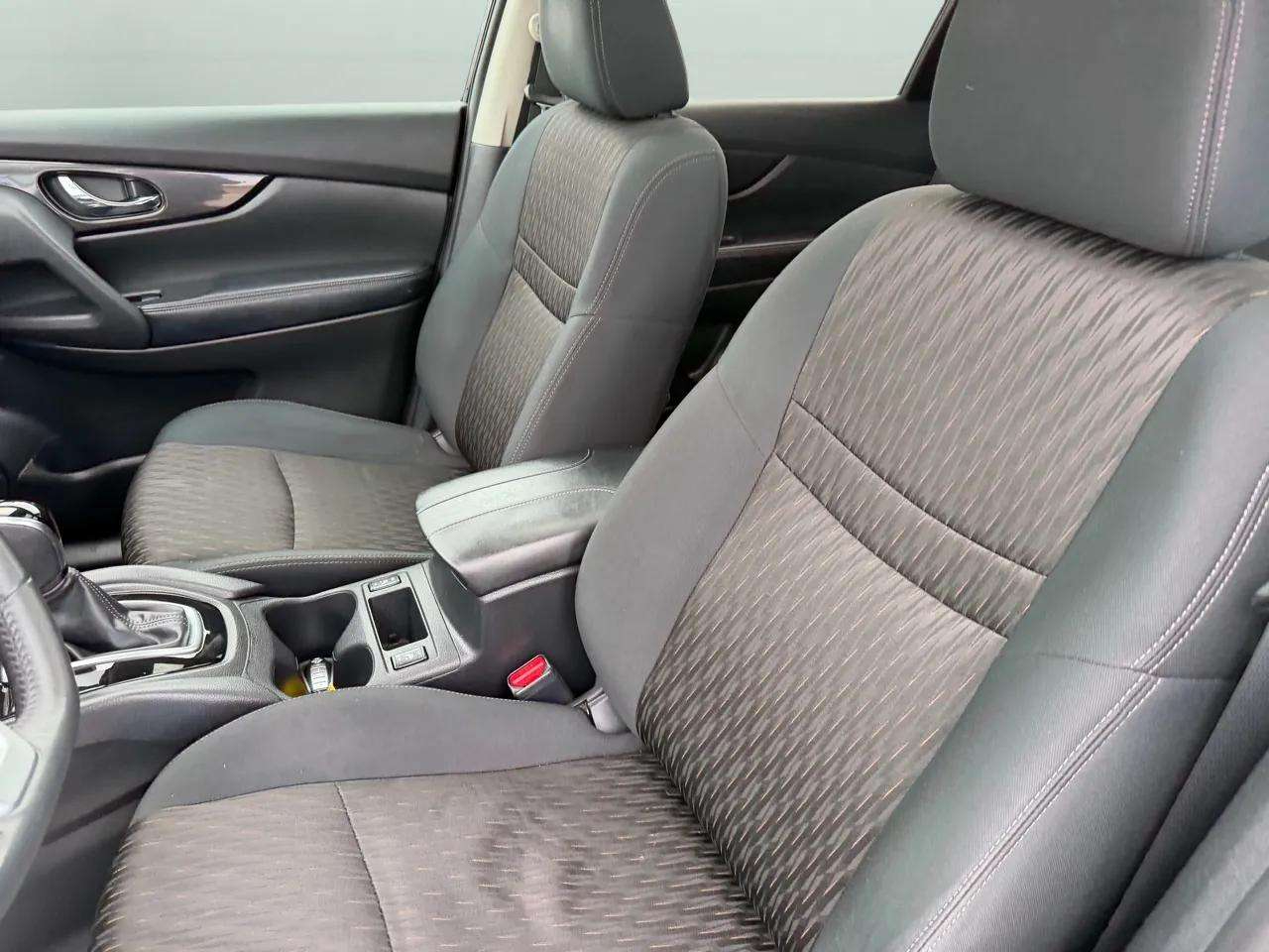 Nissan Rogue AWD SV 2017