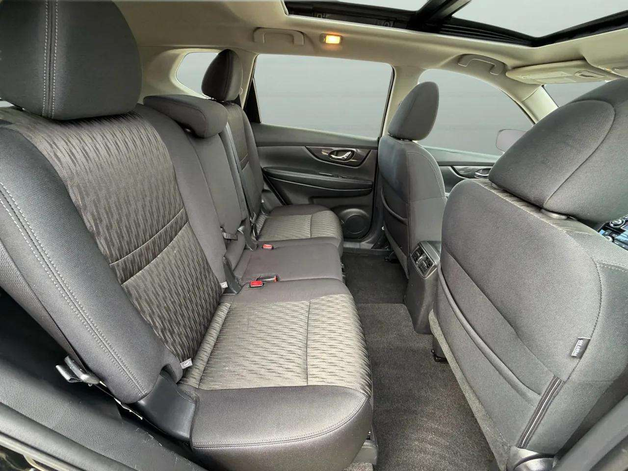 Nissan Rogue AWD SV 2017