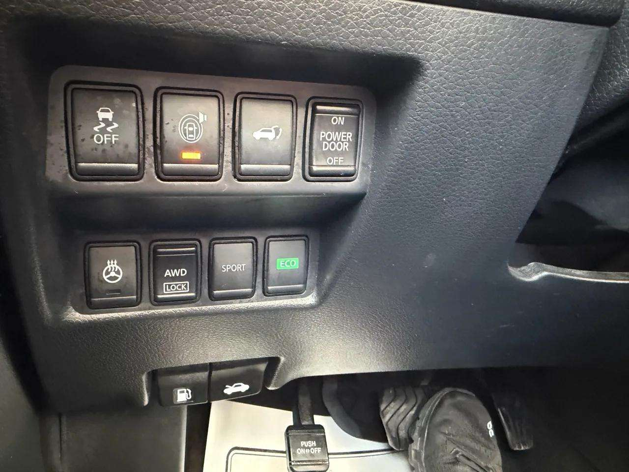 Nissan Rogue AWD SV 2017