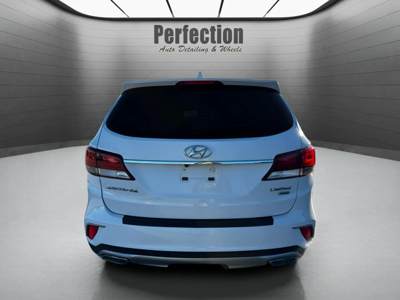 Hyundai Santa Fe Limited 3.3L Auto AWD 2017