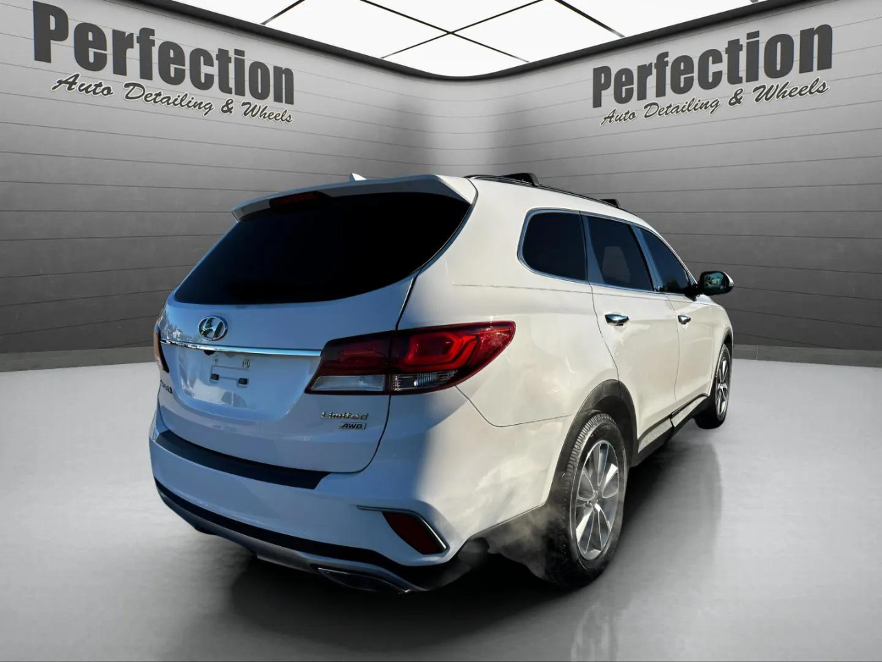 Hyundai Santa Fe Limited 3.3L Auto AWD 2017